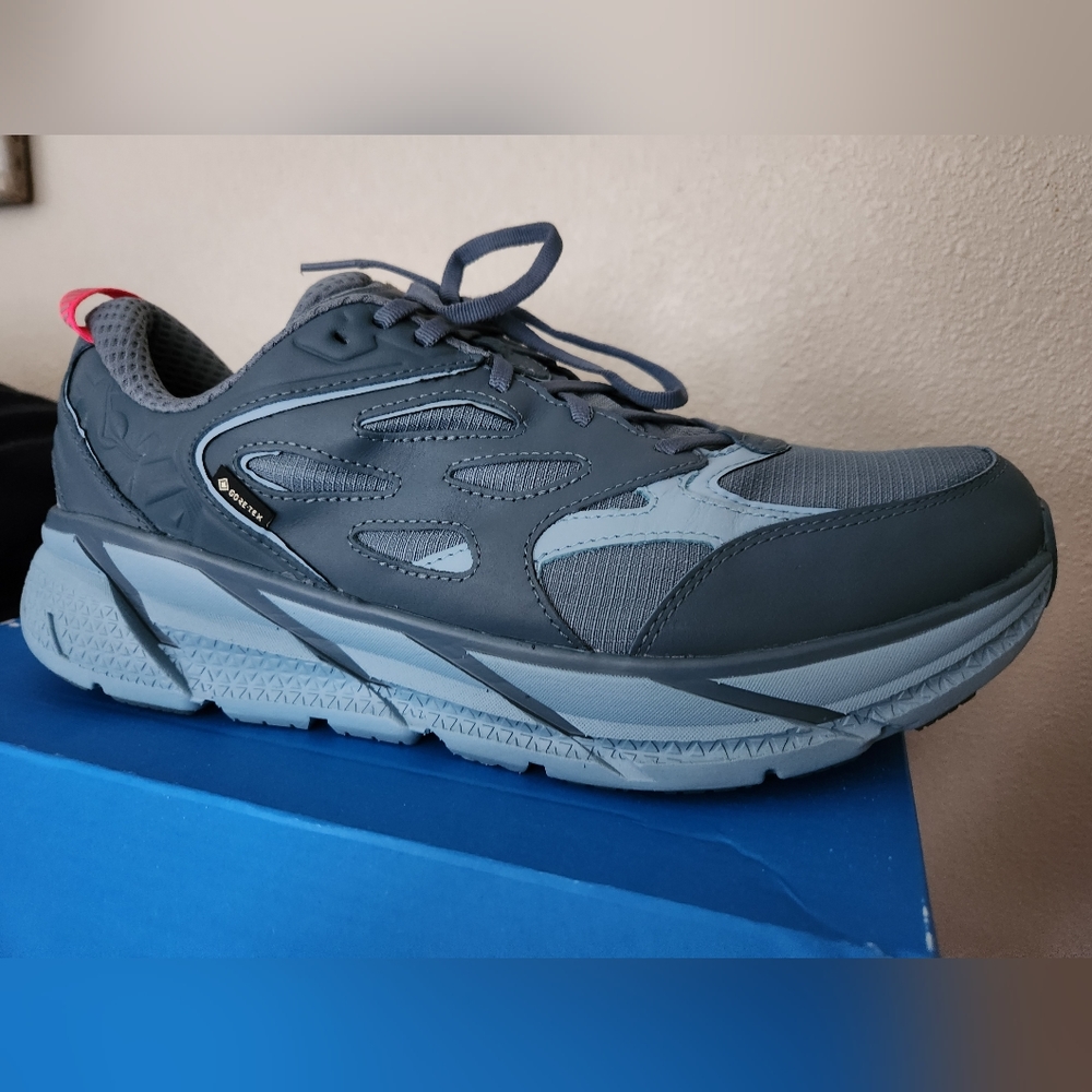 Hoka